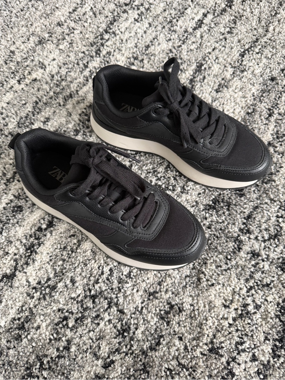 Zara Black and White Women's Platform Lace-Up Sneakers